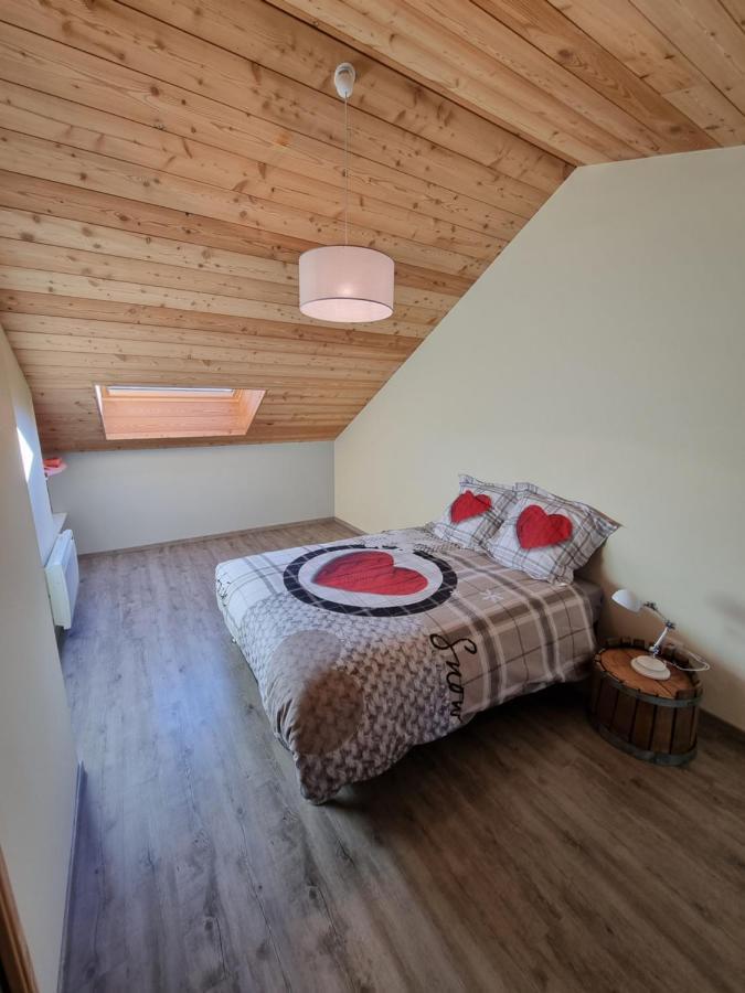 Maison + Jardin Vue Sur Les Montagnes Барселонет Екстериор снимка